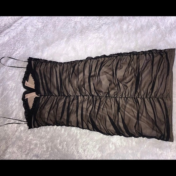 Women’s dress - Picture 2 of 2